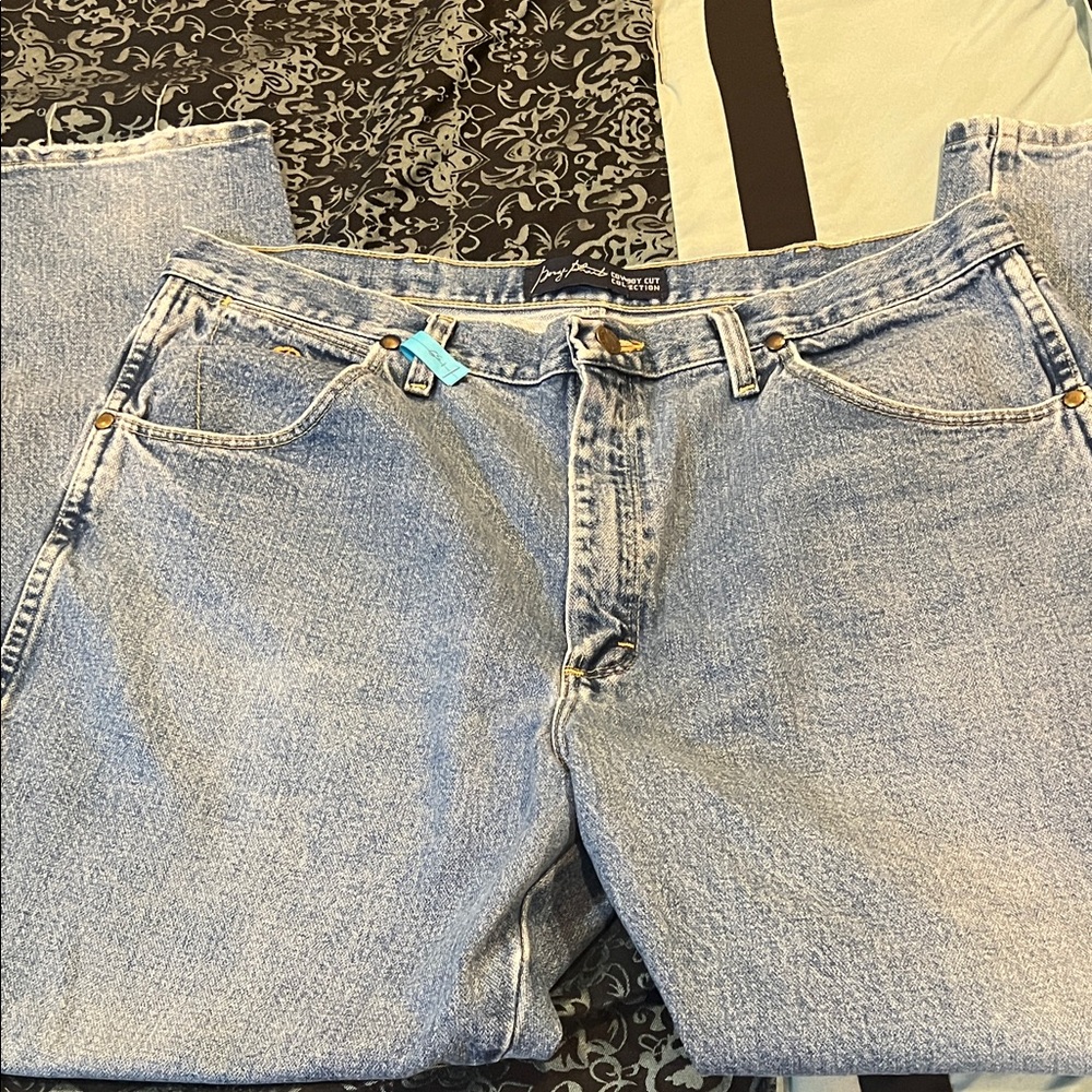 Wrangler George Strait Vintage Light Blue Relaxed Men’s Jeans